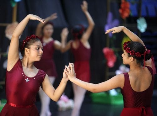 Clausura de los cursos de verano de la Escuela de Ballet San Marcos